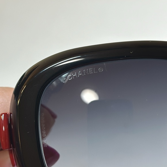 CHANEL Sunglasses for Sunny Days Black w/ Red CC Bow - Picture 9 of 14